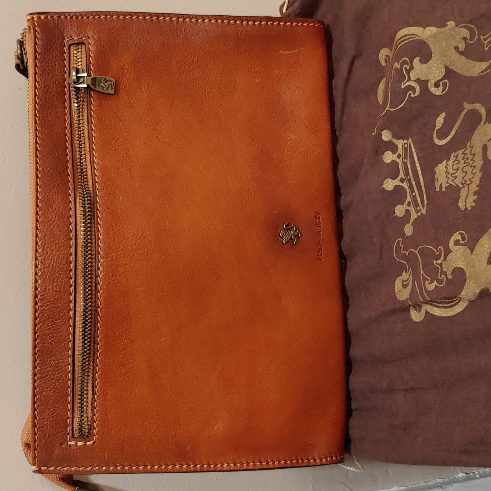 LEATHER CLUTCH - Picture 3 of 7